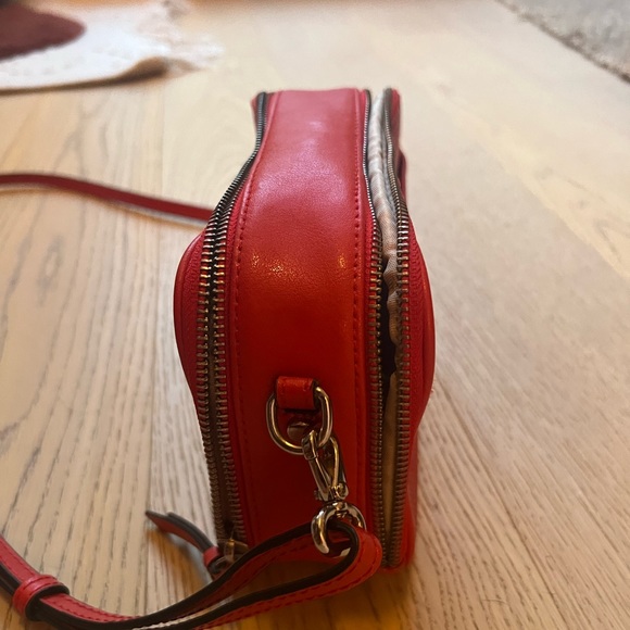 Banana Republic Harper Double-Zip Camera Crossbody - Picture 7 of 8